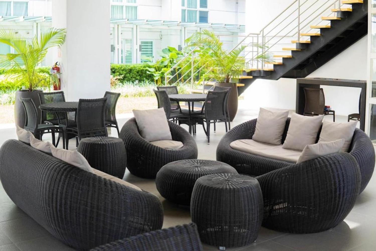 Abreeza Studio Suite 2321 - Pool, Wifi, City View, Washer, Ac, Netflix, Mall Davao City المظهر الخارجي الصورة
