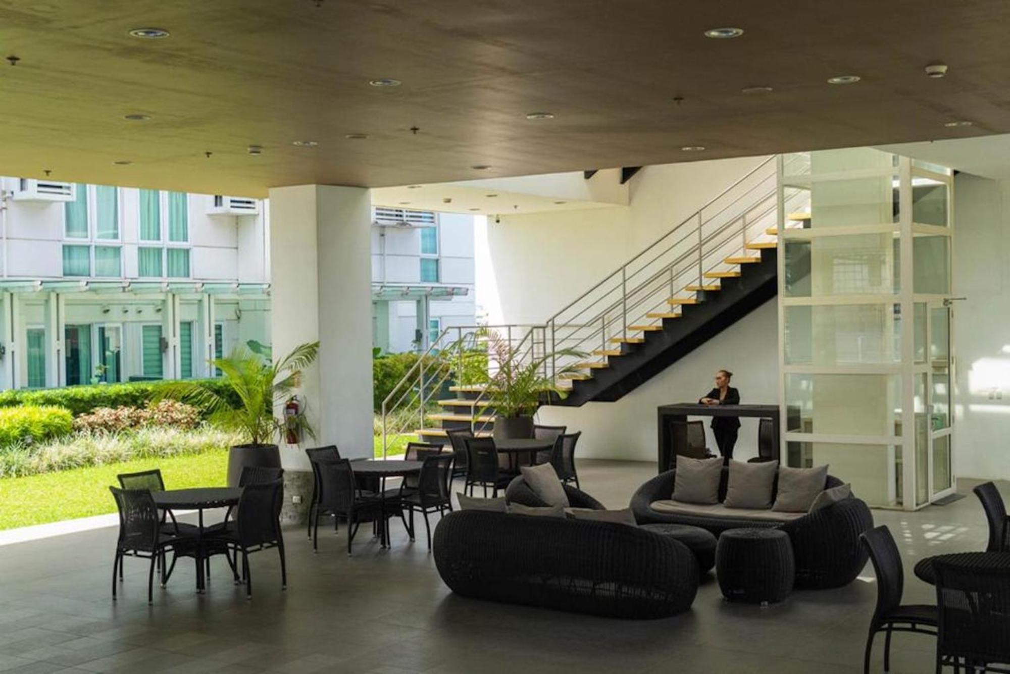 Abreeza Studio Suite 2321 - Pool, Wifi, City View, Washer, Ac, Netflix, Mall Davao City المظهر الخارجي الصورة